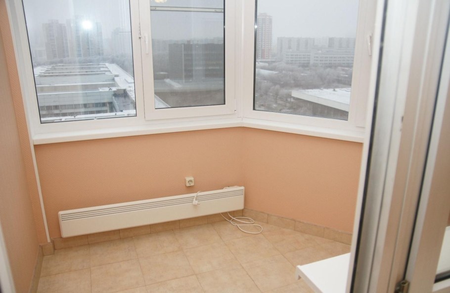 Обшивка балкона пластиком