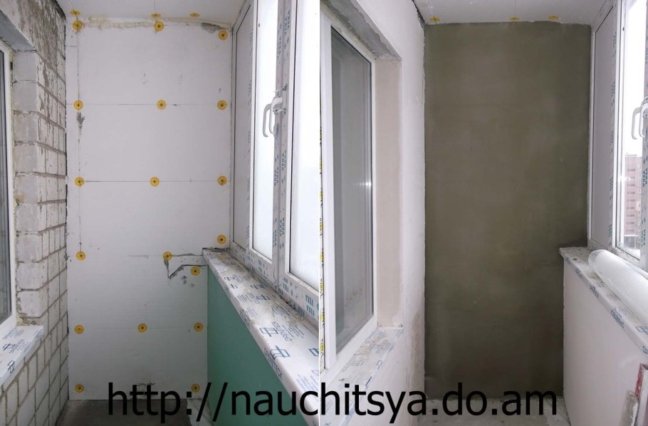 Обшивка балкона панелями