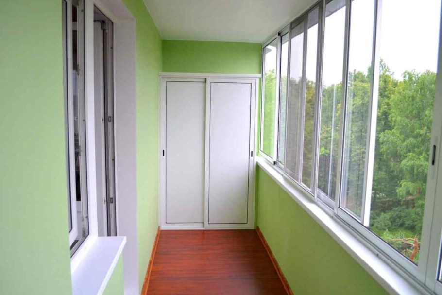 Бюджетная отделка лоджии