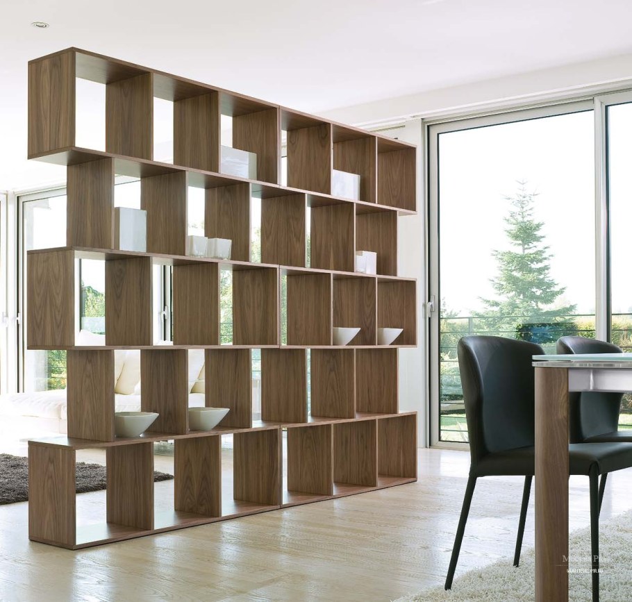 Стеллаж с полками