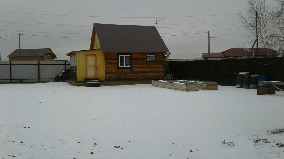 Шторы в интерьере деревянного дома