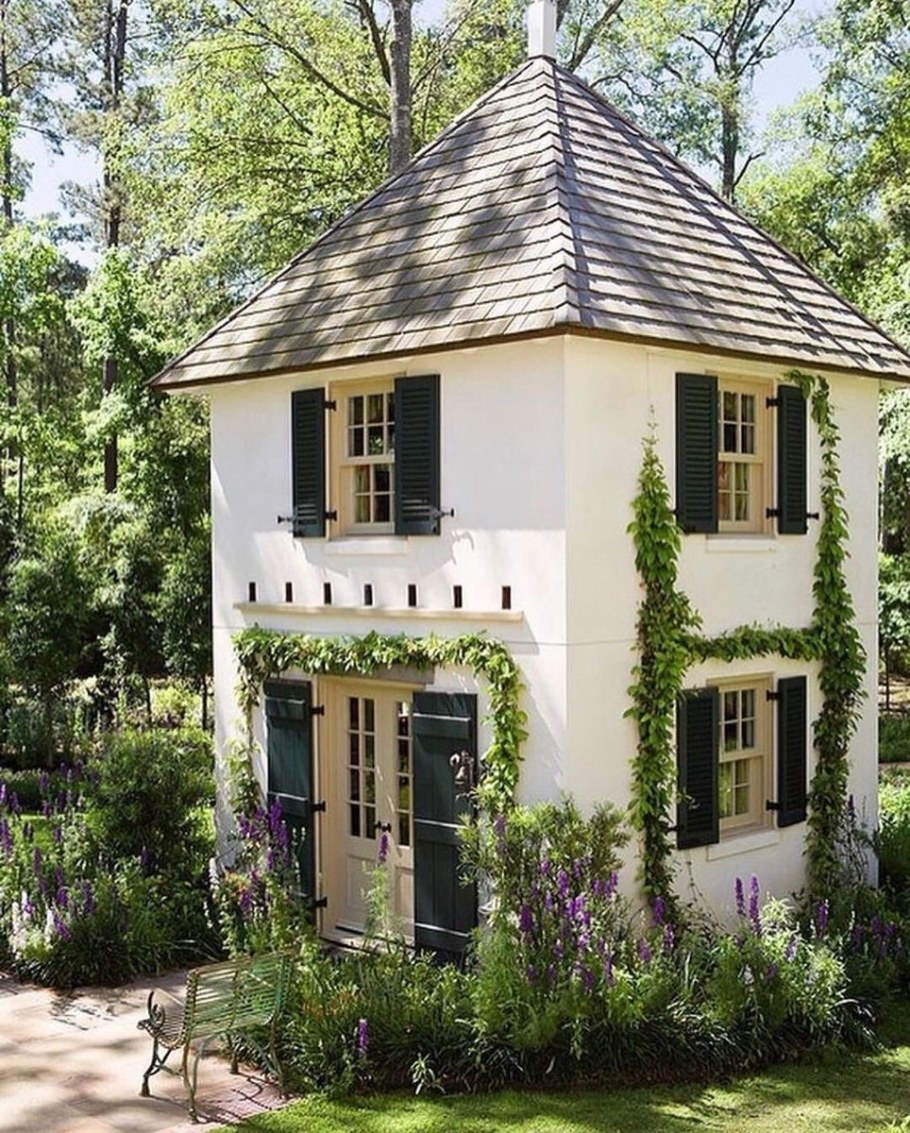 Маленький домик