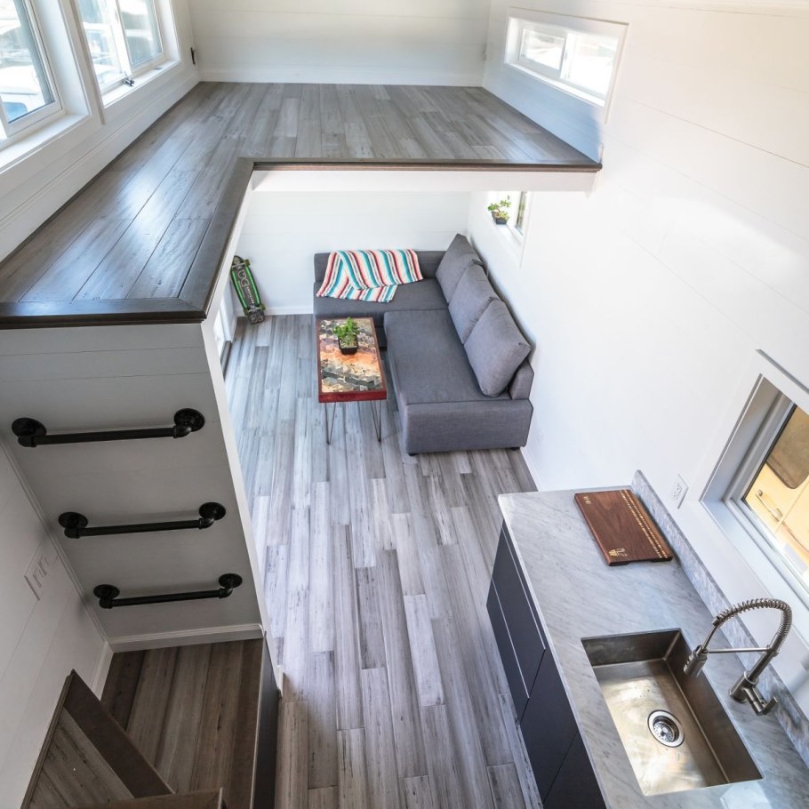 Тини Хаус 2 этажа