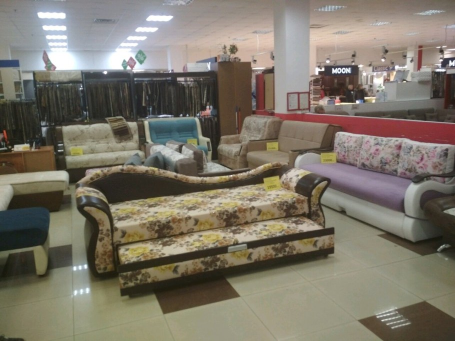 ТЦ шёлковый путь на Варшавке