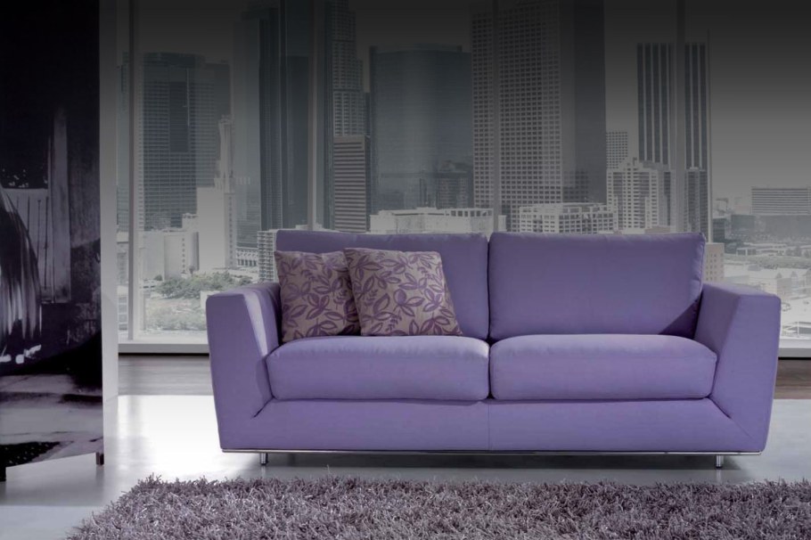 Светло сиреневый диван