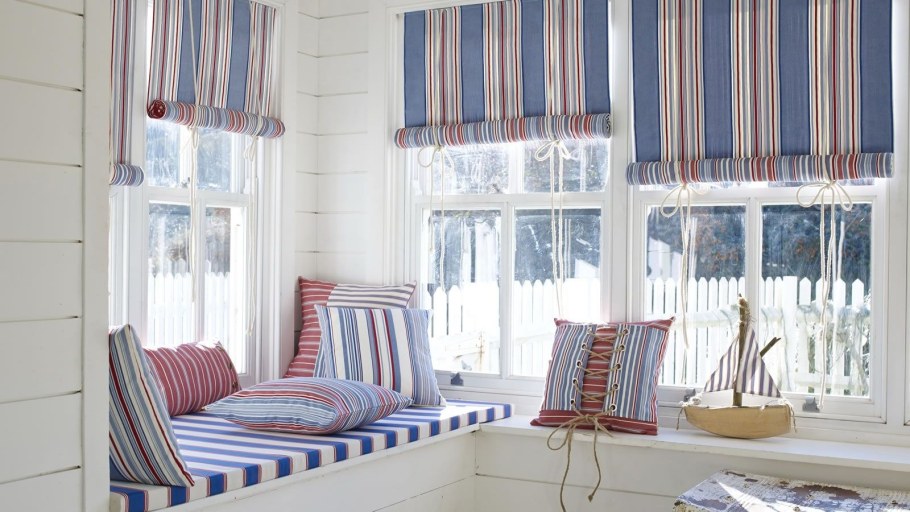 Шторы на дачу на маленькие окна