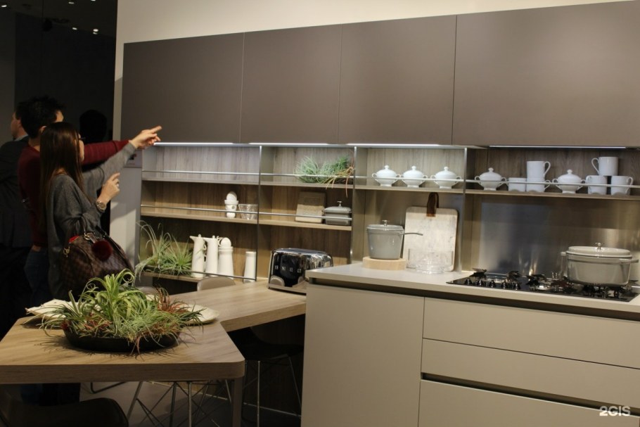 Небольшой салон кухонь