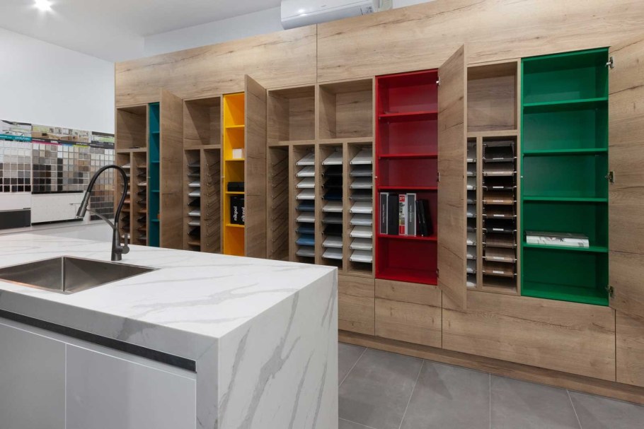 Шоу рум кухонной мебели