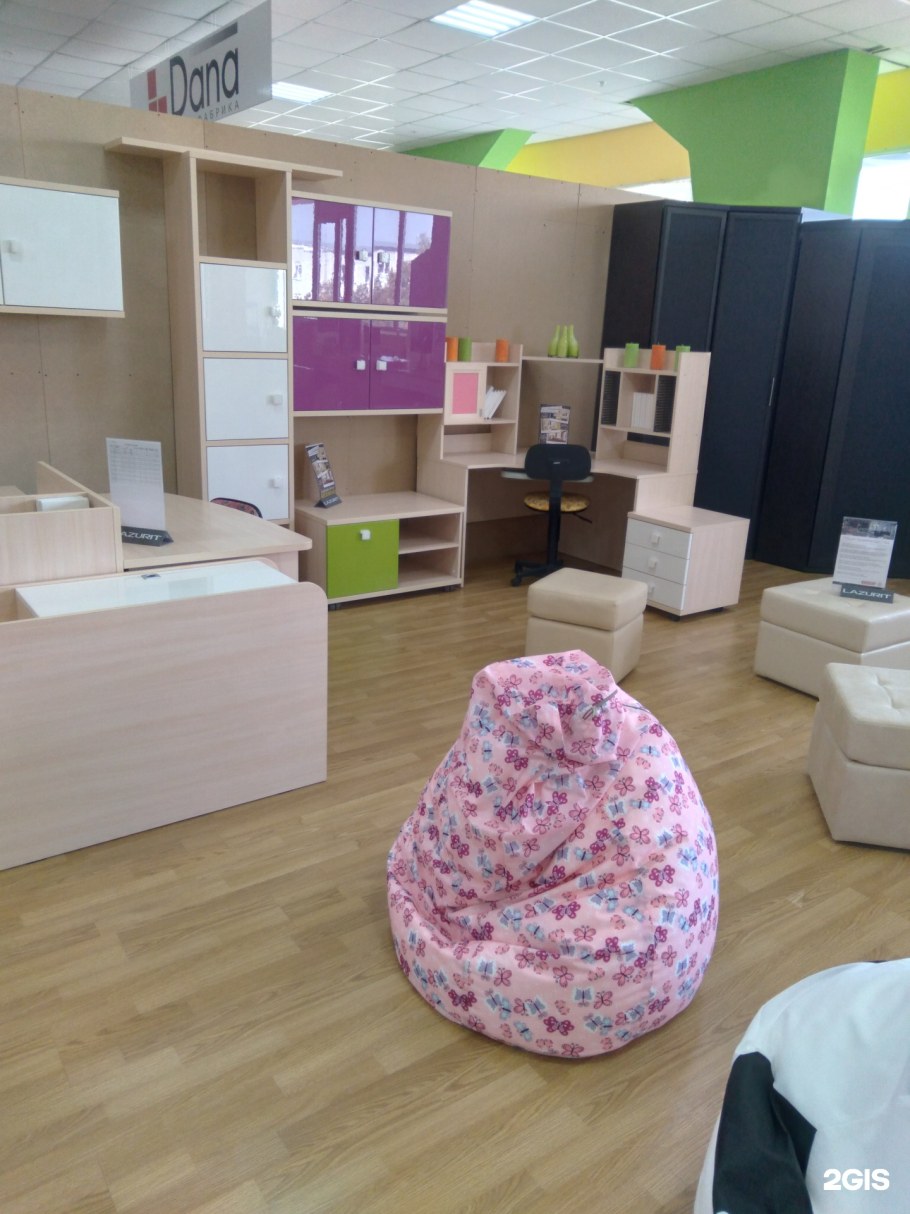 Диван из магазина много мебели