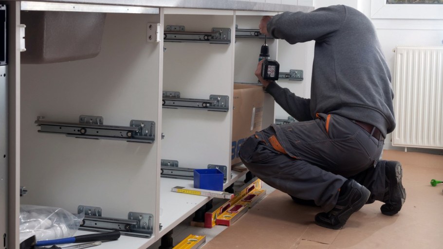 Сборка корпусной мебели