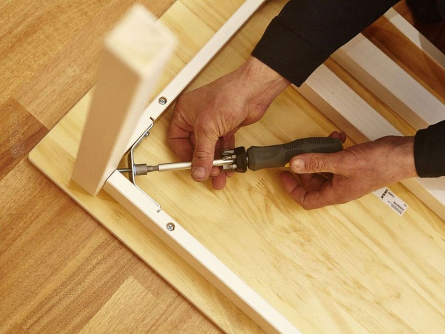 Установщик мебели