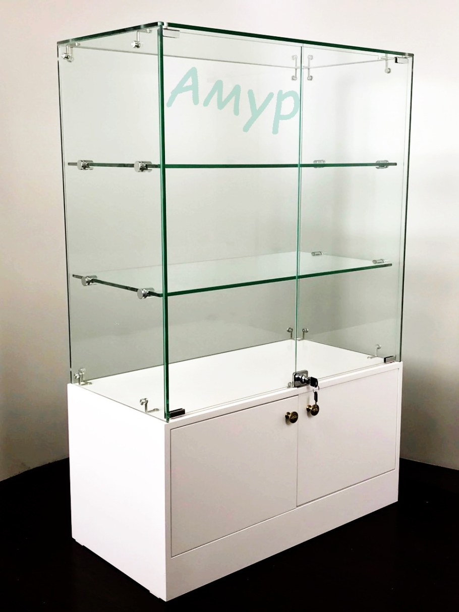 Витрина торговая стеклянная
