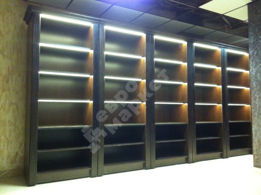 Полки витрины