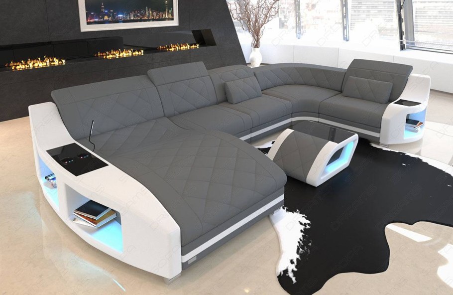 Смешной диван