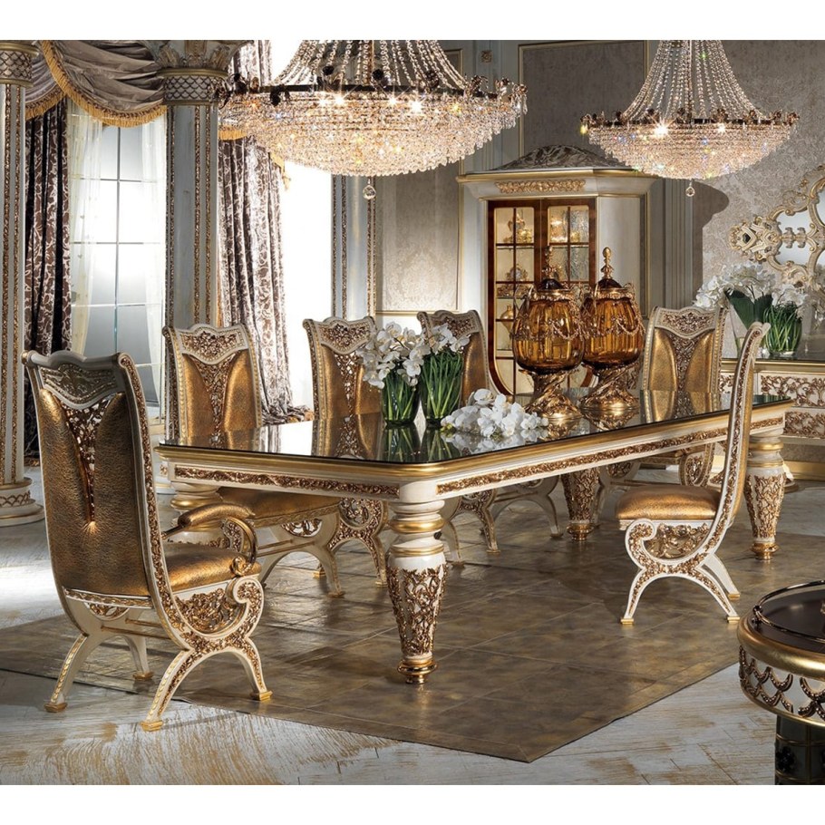 Королевская мебель