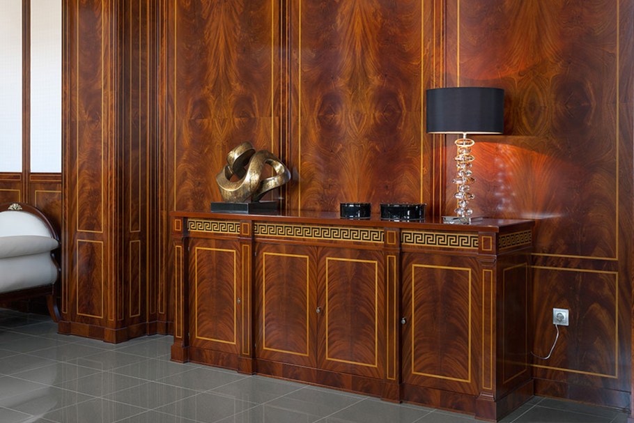 Роскошный итальянский диван