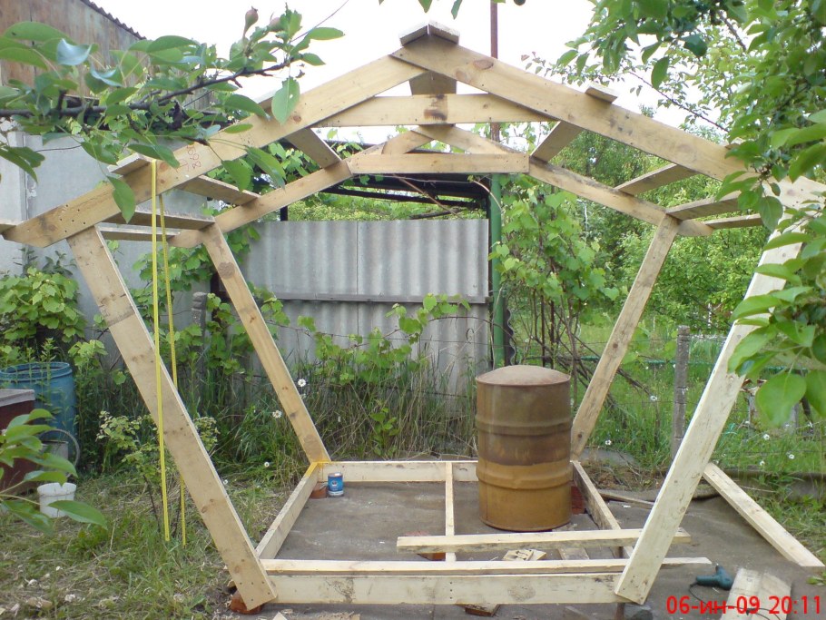 Простая беседка