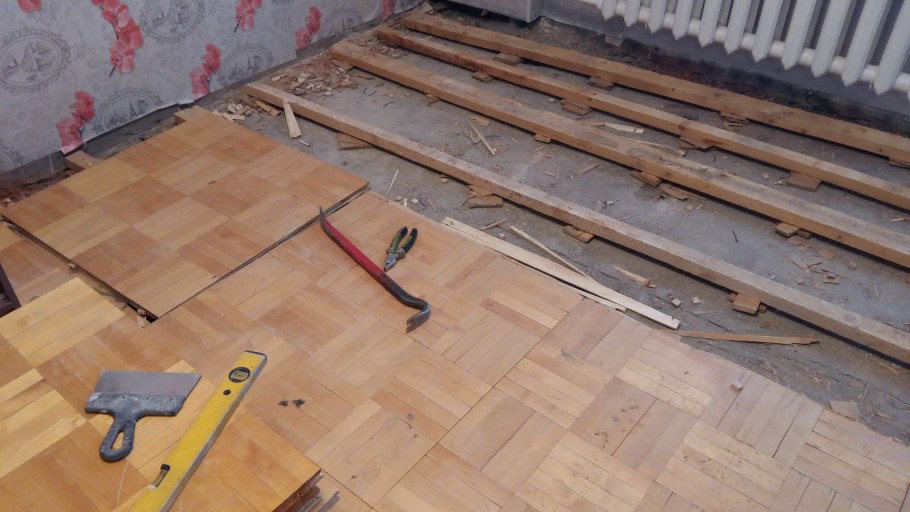 Старый деревянный пол