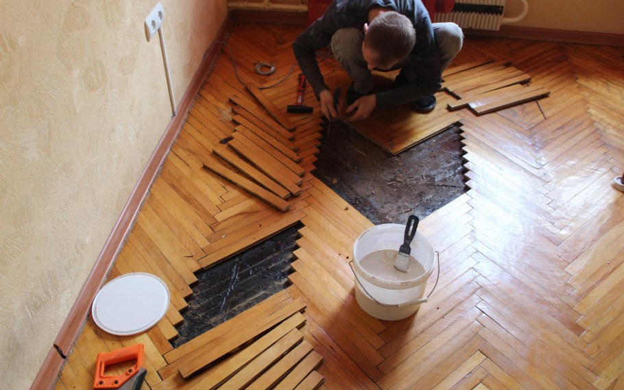 Демонтаж щитового паркета