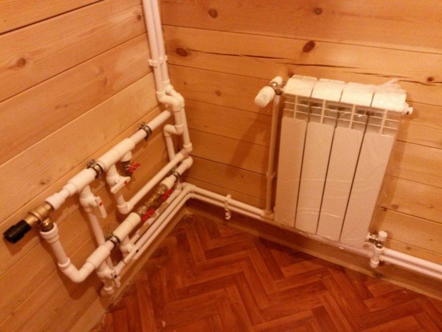 Пластиковый радиатор отопления