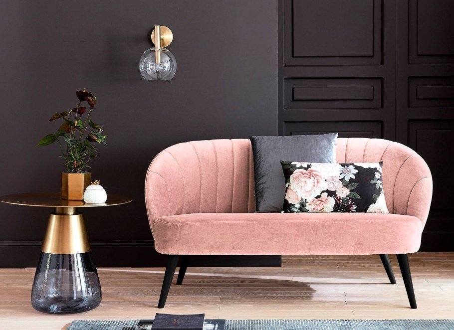 Пыльная роза пудровый оттенок