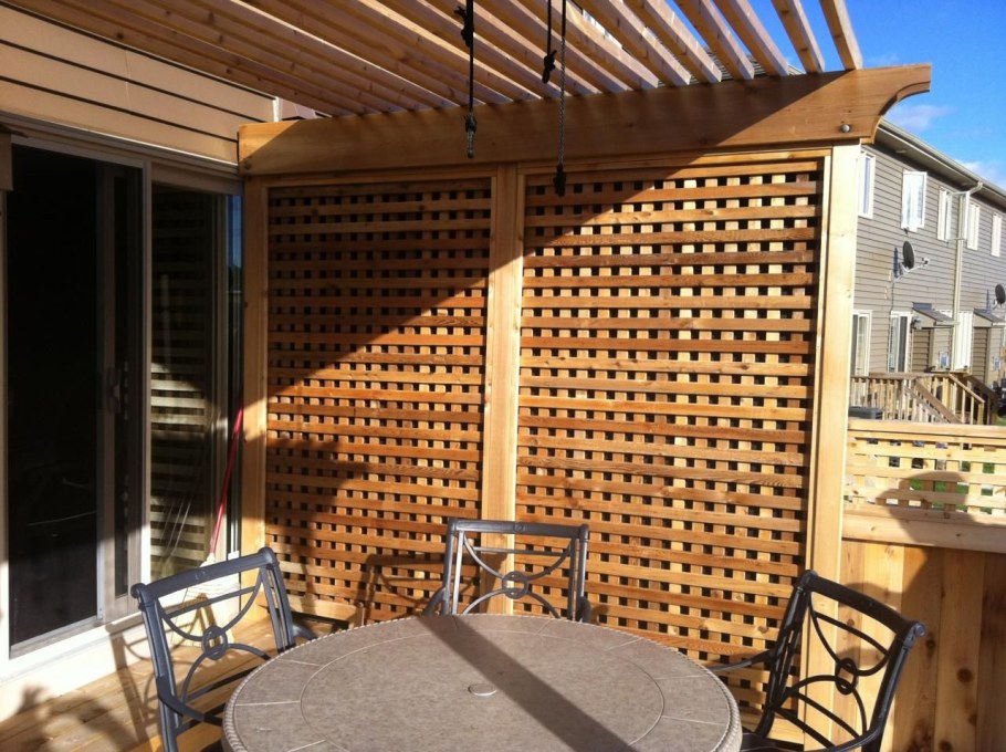 Решетка деревянная RLW 300_2600