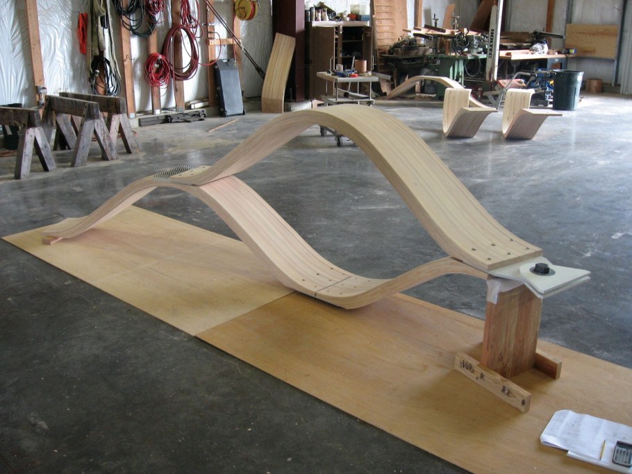 Изделия из гнутой фанеры