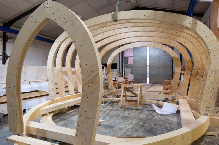 Гнутоклееные деревянные конструкции