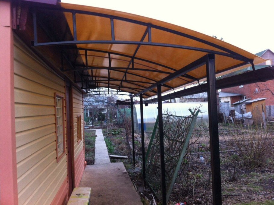 Навес примыкающий к дому