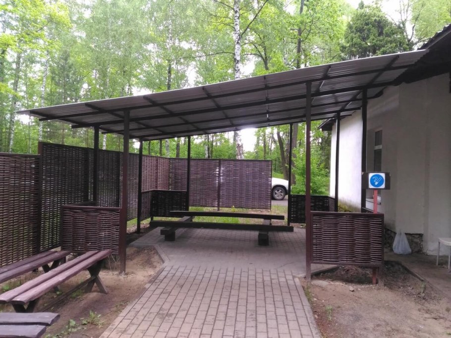 Кованый навес беседка