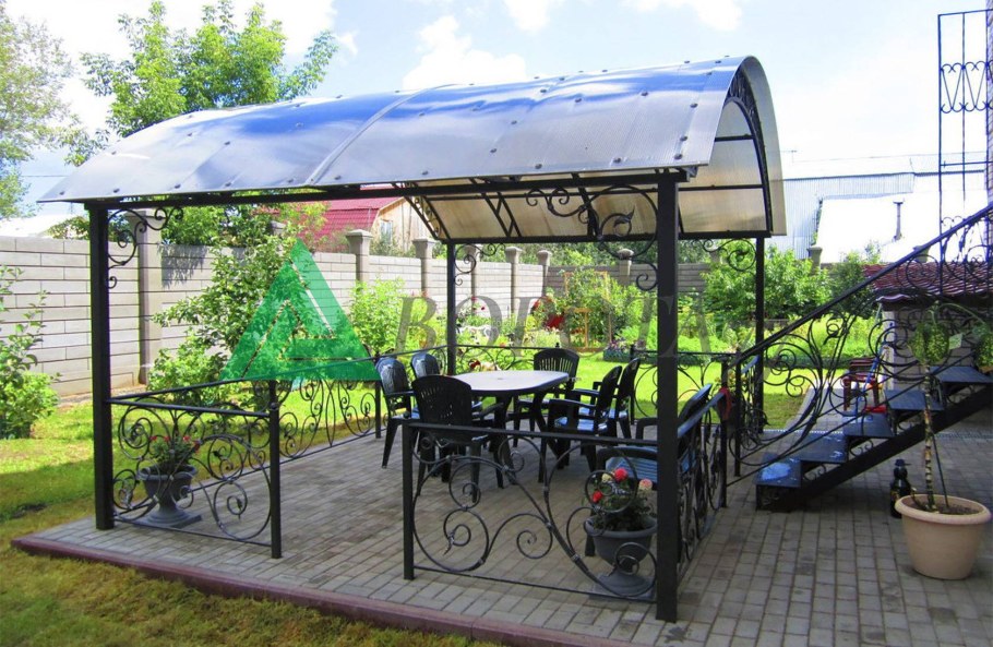 Беседка к дому