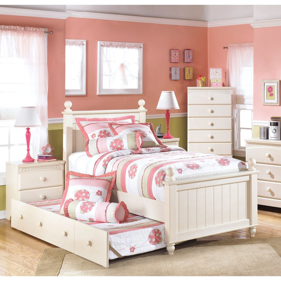 Детская «акварель» Мебельсон