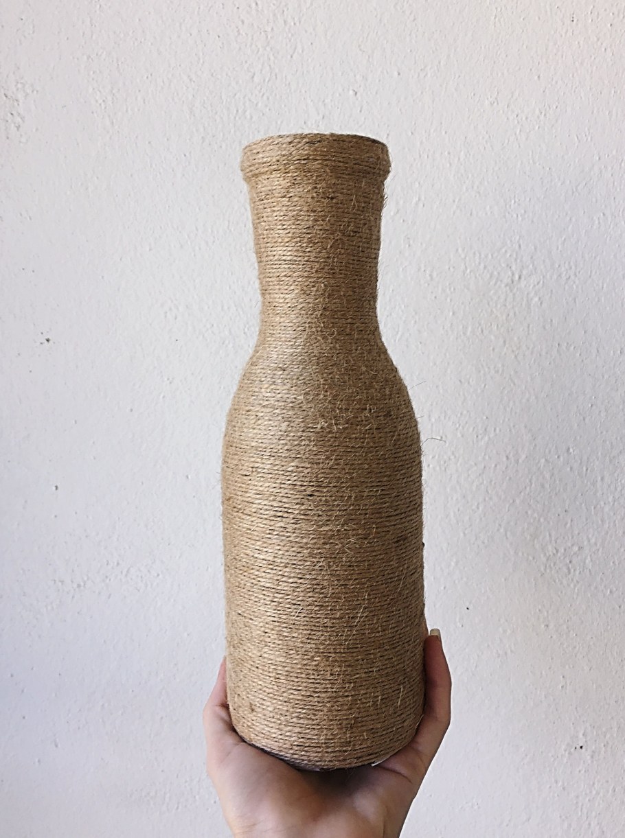 Бутылки декорированные шпагатом