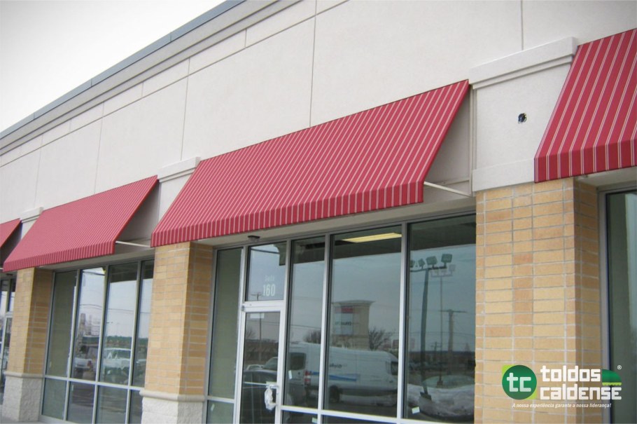 Входная группа в магазин