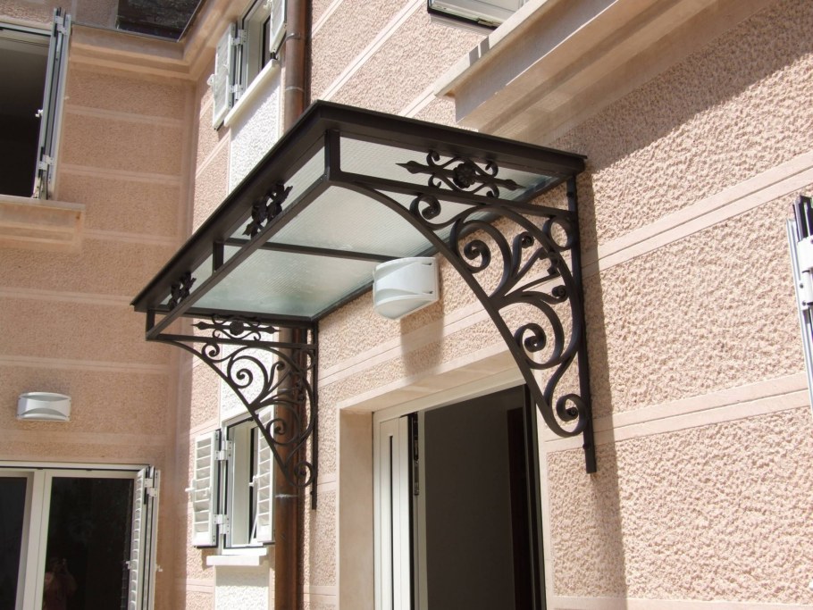 Навес входной группы