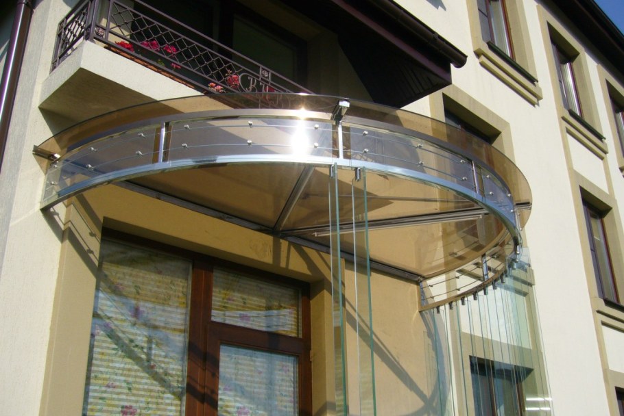 Козырек подъезда