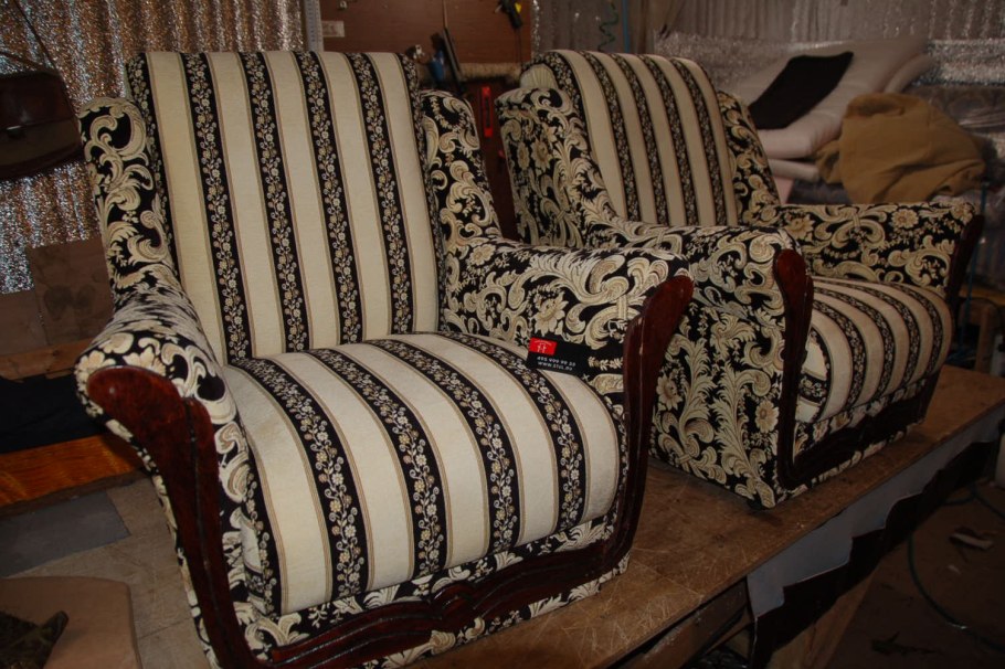 Материал для обшивки дивана