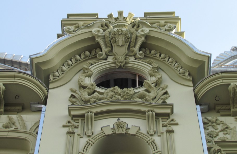 Лепнина из стеклофибробетона