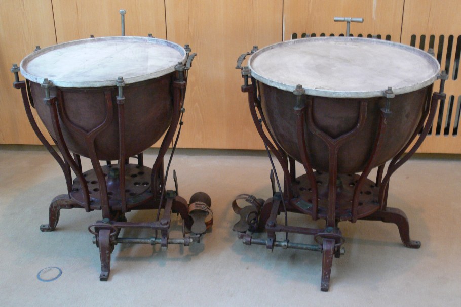 Статуи портала базилики в сен-Дени