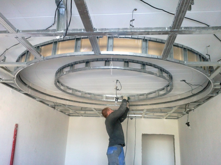 Каркас для натяжного потолка