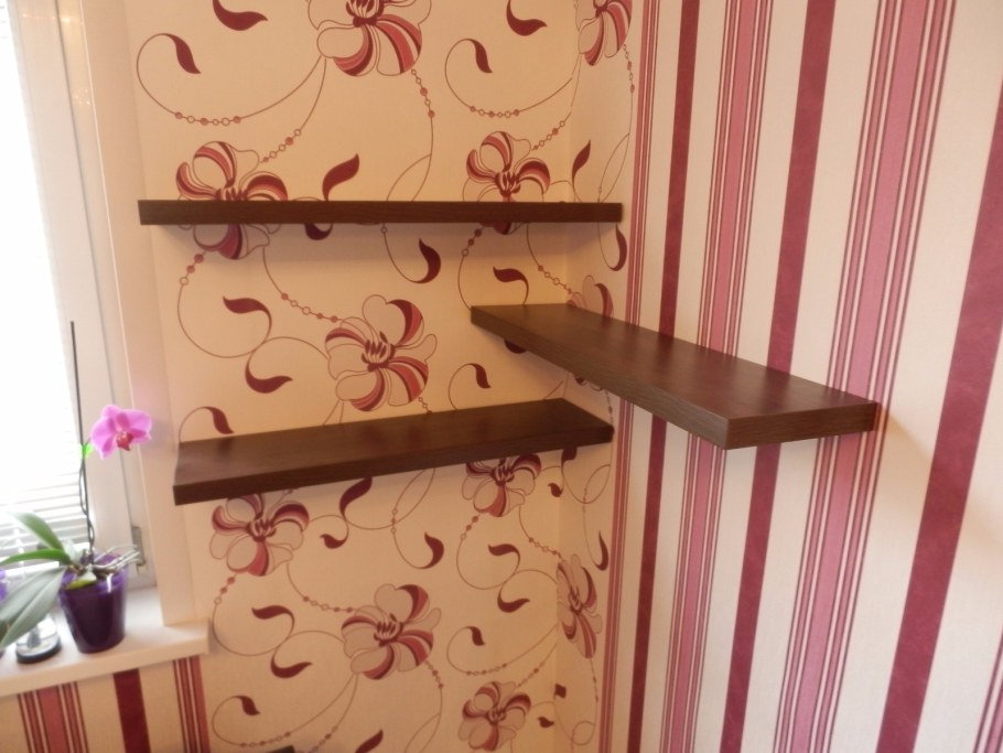 Декор трубы отопления в комнате