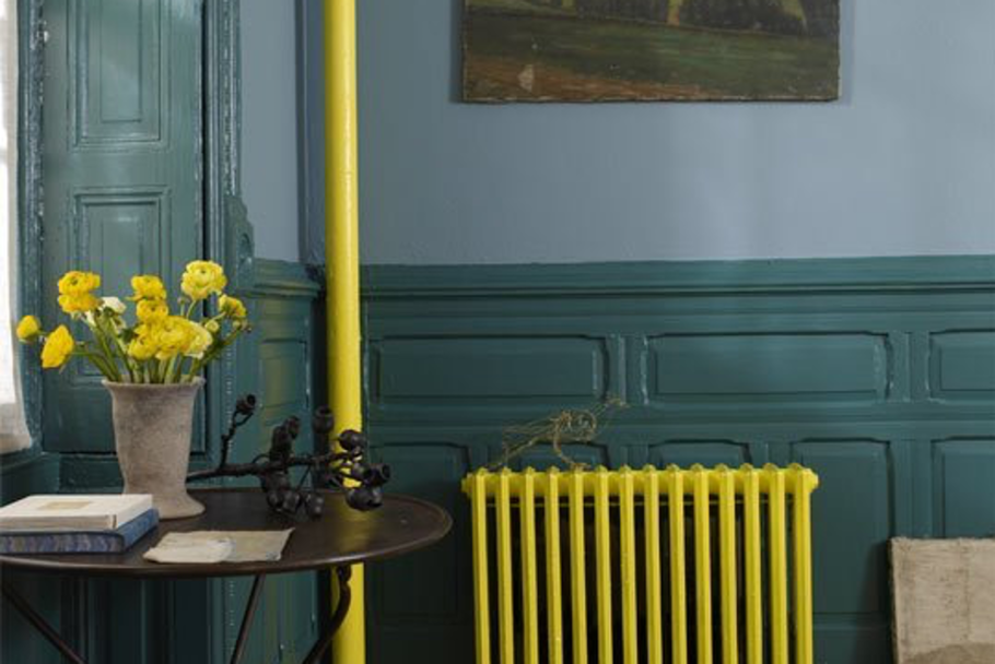 Декор трубы отопления в комнате