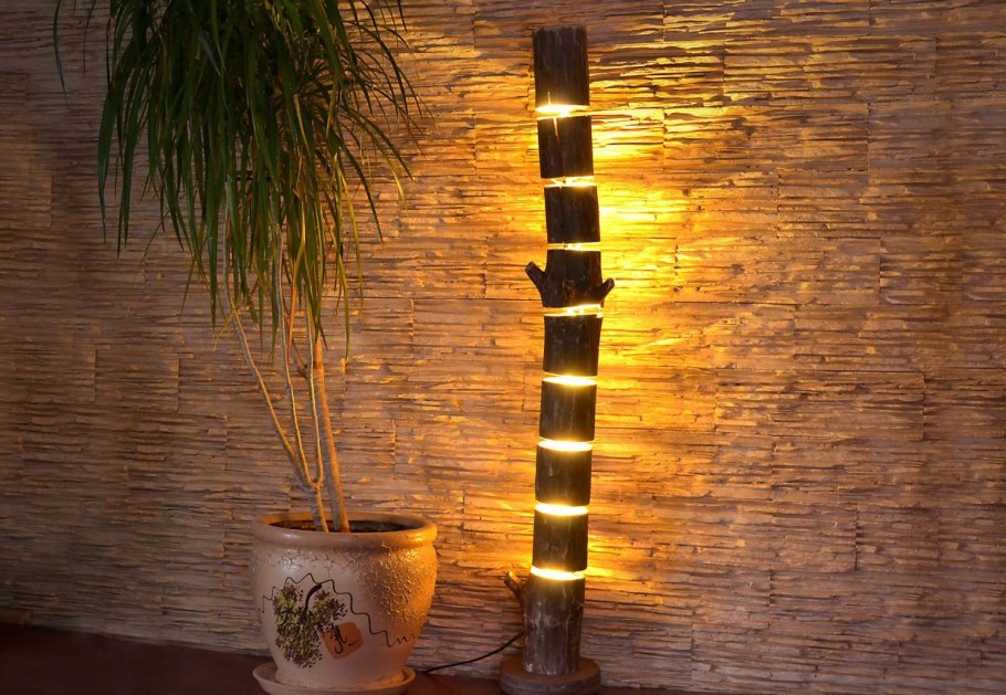 Светильник из бамбука