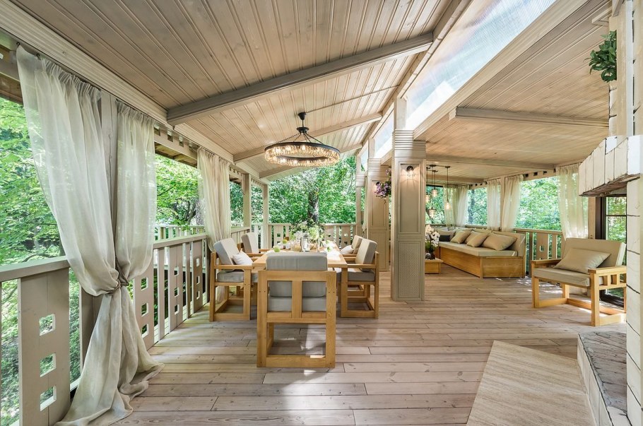 Обустройство веранды на даче