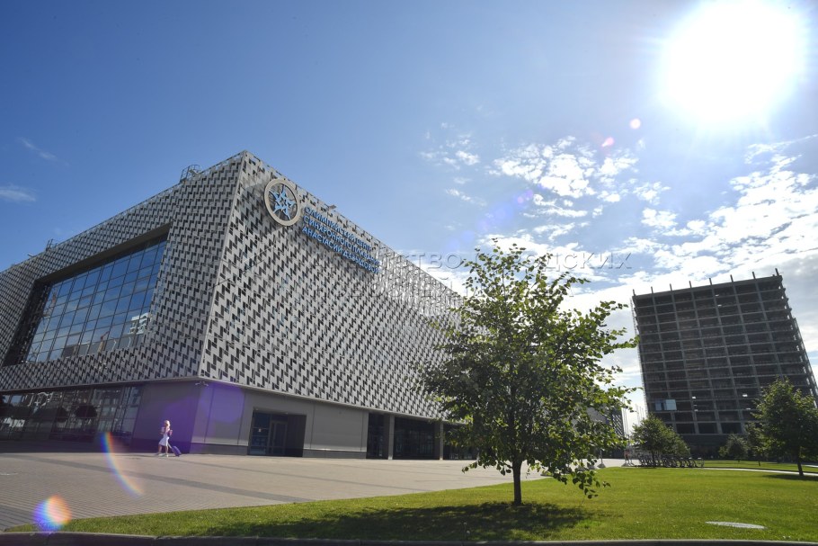 Бассейн Давыдовой на Автозаводской