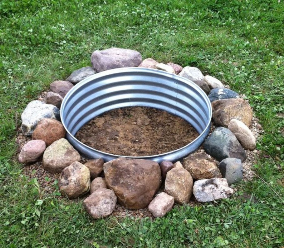 Костровище из камня