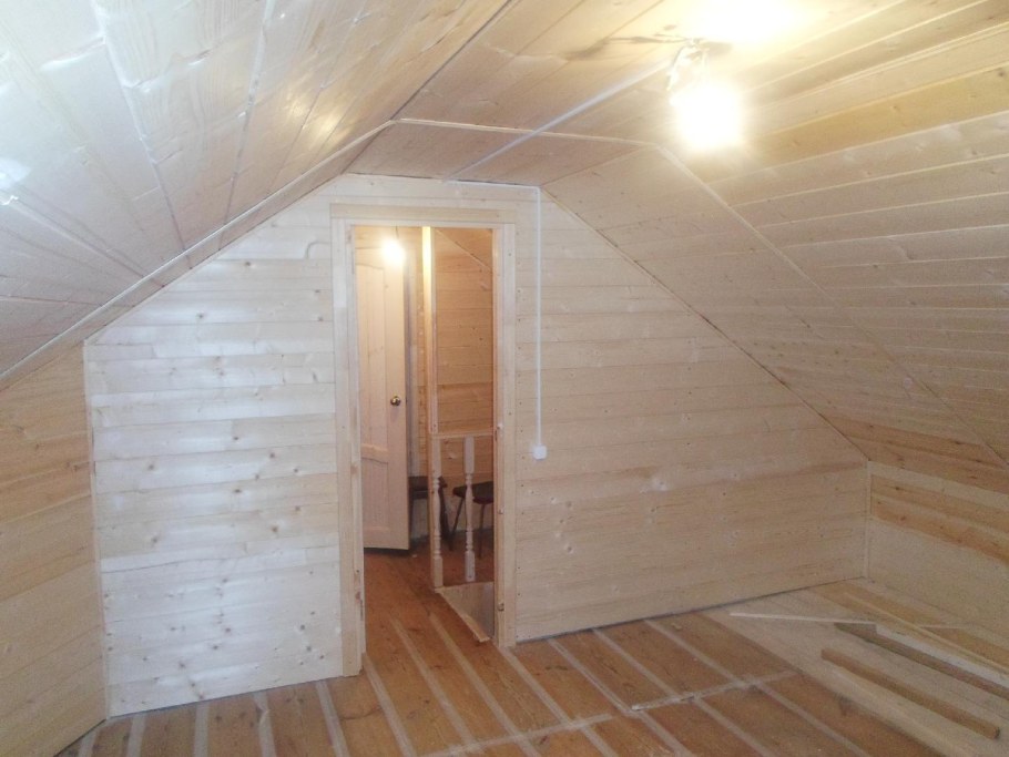 Отделка второго этажа вагонкой