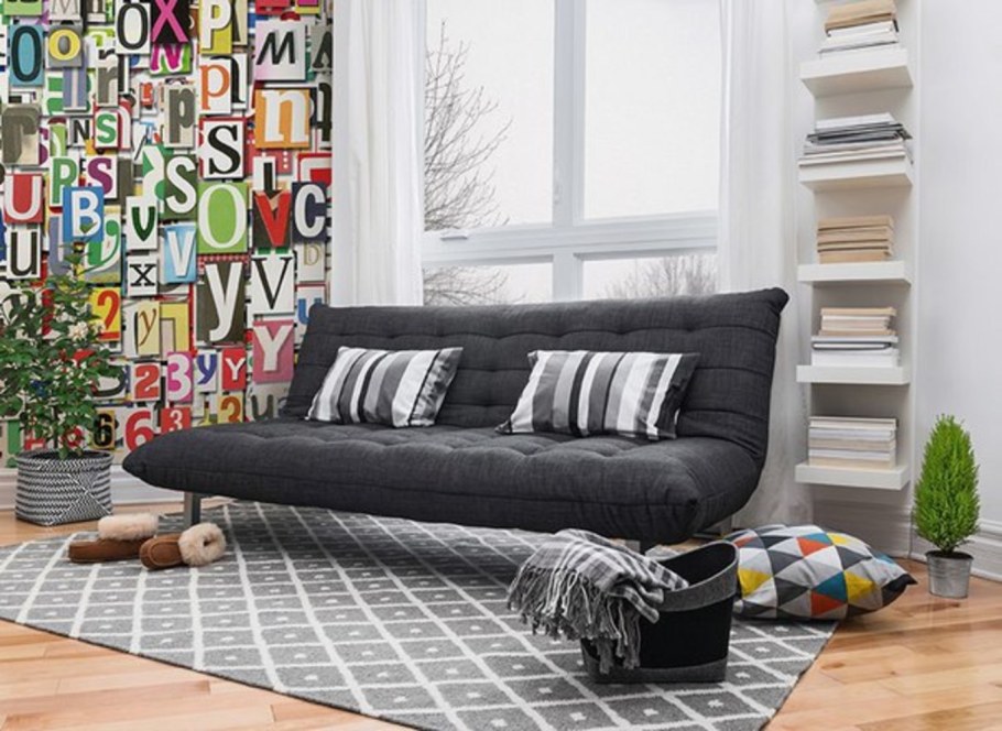 Кушетка в скандинавском стиле