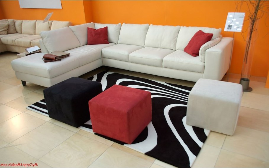 Мягкий уголок в интерьере