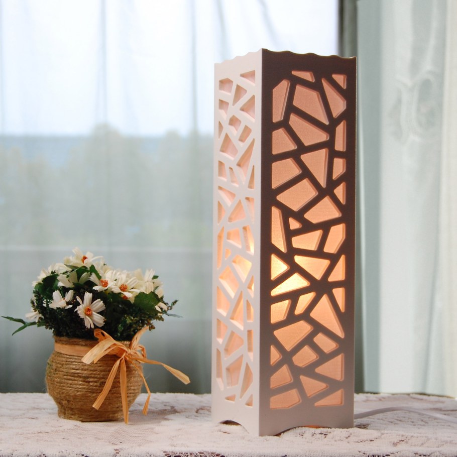 Напольный светильник из фанеры